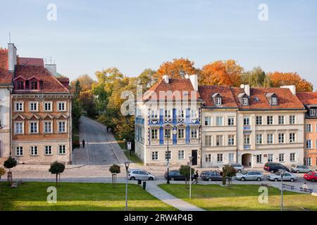 Maisons mitoyennes dans la Nouvelle ville, Varsovie, Pologne Banque D'Images