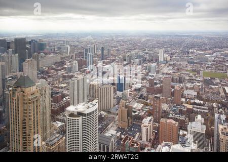 Horizon de Chicago en hiver, un jour de tempête en Illinois, USA Banque D'Images