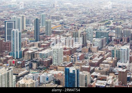 Horizon de Chicago en hiver, un jour de tempête en Illinois, USA Banque D'Images