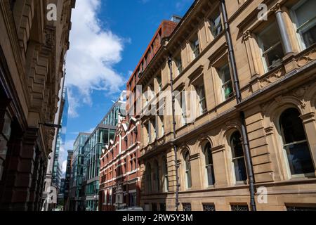 Vieux bâtiments dans le quartier Deansgate de la ville de Manchester, Angleterre Banque D'Images