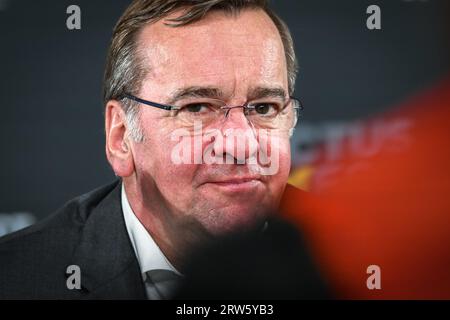 Düsseldorf, Allemagne. 16 septembre 2023. Boris Pistorius, SPD, ministre fédéral de la Défense de l'Allemagne et membre du gouvernement allemand, prend la parole lors de la conférence de presse de clôture des Jeux Invictus. Crédit : Imageplotter/Alamy Live News Banque D'Images