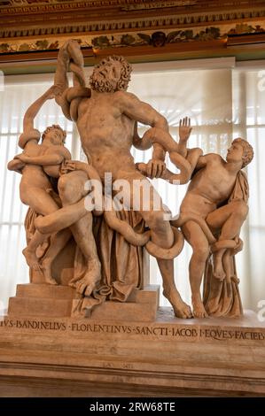 Une sculpture de Laocoon, prêtre troyen et ses fils écrasés par des serpents de mer, sculptée par le Florence Baccio Bandinelli (1493 - 1560). C'est moi Banque D'Images