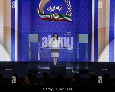 Bruxelles, Belgique. 15 septembre 2023. Ingrid Betancourt, ancienne sénatrice colombienne et candidate à la présidence, prend la parole lors de la conférence internationale à l'occasion du premier anniversaire du soulèvement national. Des milliers d'Iraniens, de dirigeants mondiaux et de législateurs de diverses nations se sont réunis lors d'une conférence à Bruxelles le 15 septembre 2023. Le rassemblement commémore le premier anniversaire du soulèvement national qui a profondément secoué l'establishment au pouvoir en Iran. (Photo de Siavosh Hosseini/SOPA Images/Sipa USA) crédit : SIPA USA/Alamy Live News Banque D'Images