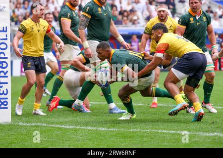 Bordeaux, France. 17 septembre 2023. BORDEAUX, FRANCE - 17 SEPTEMBRE : Damian Willemse, d'Afrique du Sud, marque un essai lors du match de coupe du monde de rugby France 2023 entre l'Afrique du Sud et la Roumanie au Stade de Bordeaux le 17 septembre 2023 à Bordeaux, France. (Photo Hans van der Valk/Orange Pictures) crédit : Orange pics BV/Alamy Live News Banque D'Images