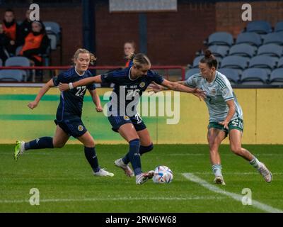 Dundee, Écosse Royaume-Uni. 14 juillet 2023 : une amicale internationale entre les femmes écossaises et les femmes d'Irlande du Nord à Dens Park, Dundee. Banque D'Images