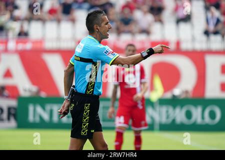 Monza, Italie. 17 septembre 2023. Livio Marinelli (Refeere) pendant AC Monza vs US Lecce, match de football italien Serie A à Monza, Italie, septembre 17 2023 crédit : Agence photo indépendante/Alamy Live News Banque D'Images