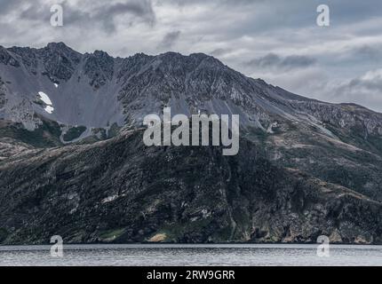 Le cap Froward, le point le plus méridional de l'Amérique du Sud continentale (le cap Horn est une île). La montagne est surmontée Banque D'Images