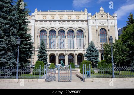 Salle de concert et place Vigado (Vigado Ter) à Budapest, Hongrie Banque D'Images