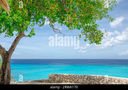 Plage de Grand Knip à Curaçao aux Antilles néerlandaises, une île des Caraïbes Banque D'Images