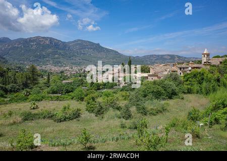 Soller, Espagne - 12 juin 2023 : vue sur la vallée de Soller depuis le sentier GR221. Montagnes de Tramuntana, Majorque Banque D'Images