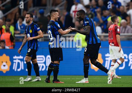 Milan, Italie. 18 septembre 2023. Marcus Thuram du FC Internazionale célèbre avec Lautaro Martinez du FC Internazionale après avoir marqué un but lors du match de football Serie A entre le FC Internazionale et l'AC Milan. Crédit : Nicolò Campo/Alamy Live News Banque D'Images