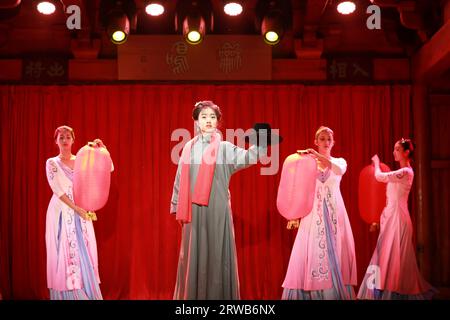 25 septembre 2019 - ville de Tangshan, Chine : photo du drame vécu en direct « la jeunesse de cette année », ville de Tangshan, province du Hebei, Chine. Banque D'Images