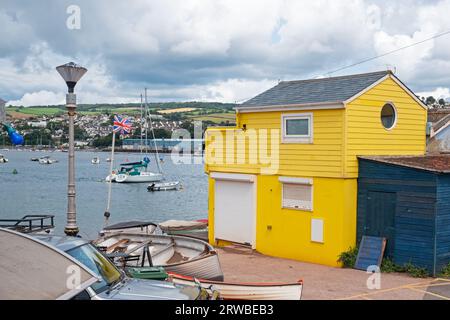 Vue sur le port et le quai à Teignmouth dans le Devon Royaume-Uni Banque D'Images