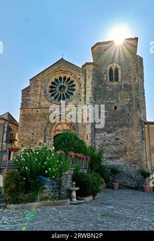 Altomonte Calabria Italie. Église gothique angevin Santa Maria della Consolazione Banque D'Images