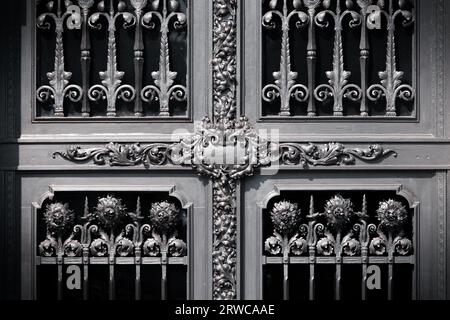 Schmiedeeisernes Tor / porte en fer forgé, Leipzig, Allemagne Banque D'Images