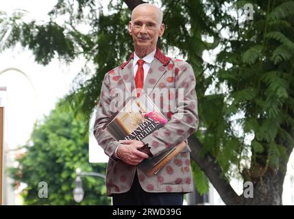 Los Angeles, États-Unis. 18 septembre 2023. John Waters honoré avec Star sur la cérémonie Hollywood Walk of Fame tenue en face de la librairie Larry Edmunds à Hollywood, CA le lundi, ?September 18, 2023. (Photo de Sthanlee B. Mirador/Sipa USA) crédit : SIPA USA/Alamy Live News Banque D'Images