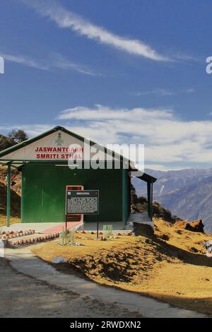 Tawang, Arunachal Pradesh, Inde - 9 novembre 2019 : Mémorial de guerre de Jaswantgarh en l'honneur de feu Jaswant Singh Rawat Banque D'Images