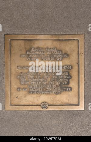 Plaque commémorative sur la place de la Révolution, aujourd'hui place de la Concorde, lieu de l'exécution du roi Louis XVI, 21.5.1795 et Marie-Antoinette, 16.10.1795 Banque D'Images