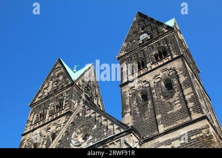 Krefeld en Allemagne. Église catholique Saint-Joseph (St. Josef) dans le district de Stadtmitte. Banque D'Images