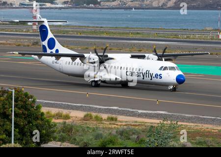 ATR72, avión Regional de Canaryfly Banque D'Images