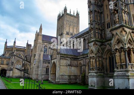 Cathédrale Wells Somerset, Angleterre, vue de l'extérieur en août 2023 Banque D'Images