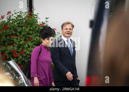 LA HAYE - le député Pieter Omtzigt arrive au Théâtre Royal pour la Journée du budget. La nouvelle année de travail du gouvernement commence le troisième mardi de septembre. Le discours du Trône est lu au théâtre parce que le Ridderzaal n'est pas disponible en raison de la rénovation du Binnenhof. ANP JEROEN JUMELET pays-bas Out - belgique Out Banque D'Images