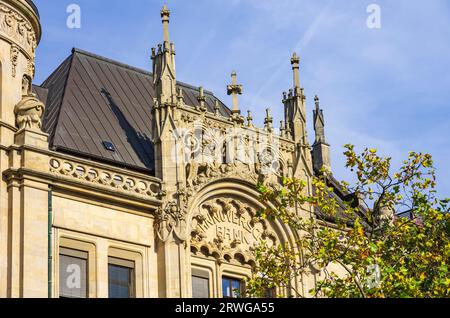 Bâtiment de la Hannoversche Bank, aujourd'hui siège de la Deutsche Bank, sur la place Georgsplatz à Hanovre, Basse-Saxe, Allemagne, à usage éditorial uniquement. Banque D'Images