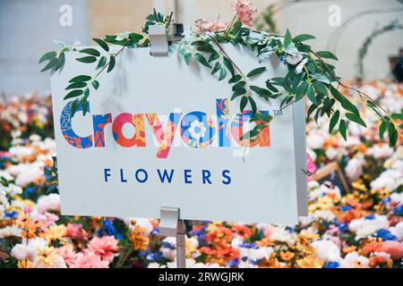 New York, États-Unis. 19 septembre 2023. Ambiance à l'installation de Crayola Flowers 'Giving Garden' au Grand Central terminal à New York, NY, 19 septembre 2023. (Photo par Efren Landaos/Sipa USA) crédit : SIPA USA/Alamy Live News Banque D'Images