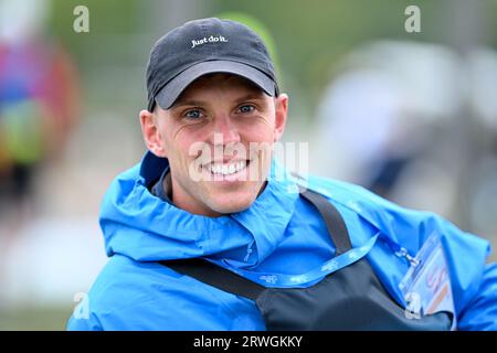 Londres, Royaume-Uni. 19 septembre 2023. Joe Clarke suit le parcours lors des Champions du monde de slalom en canoë de l'ICF au Lee Valley White Water Centre, Londres, Royaume-Uni, le 19 septembre 2023. Photo de Phil Hutchinson. Usage éditorial uniquement, licence requise pour un usage commercial. Aucune utilisation dans les Paris, les jeux ou les publications d'un seul club/ligue/joueur. Crédit : UK Sports pics Ltd/Alamy Live News Banque D'Images