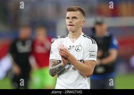 Gliwice, Pologne. 16 septembre 2023. Maciej Rosolek de Legia Warsawa vu en action lors du match de football polonais PKO Ekstraklasa League 2023/2024 entre Piast Gliwice et Legia Warszawa au stade Muncipal de Gliwice. Score final ; Piast Gliwice 1:1 Legia Warszawa. (Photo Grzegorz Wajda/SOPA Images/Sipa USA) crédit : SIPA USA/Alamy Live News Banque D'Images