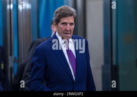 New York, NY. 19 septembre 2023. John Kerry arrive à l’Assemblée générale des Nations Unies à New York aux États-Unis ce mardi 19. Crédit : Brazil photo Press/Alamy Live News Banque D'Images