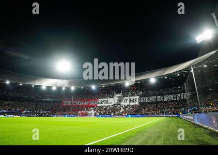 Rotterdam, pays-Bas. 19 septembre 2023. Rotterdam - Une bannière lors de la 1e manche de l'UEFA Champions League entre Feyenoord et Celtic au Stadion Feijenoord de Kuip le 19 septembre 2023 à Rotterdam, aux pays-Bas. Crédit : photos boîte à boîte/Alamy Live News Banque D'Images