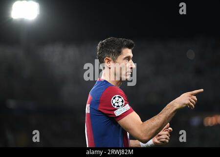 Barcelone, Espagne. 19 septembre 2023. BARCELONE, ESPAGNE - 19 SEPTEMBRE : Lewandowski avant le match du groupe H de l'UEFA Champions League FC Barcelone et Anvers le 19 septembre 2023, au stade Montjuic de Barcelone, Espagne. (Photo Sara Aribó/PxImages) crédit : PX Images/Alamy Live News Banque D'Images