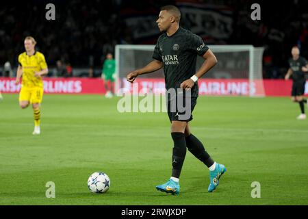 Paris, France. 19 septembre 2023. Kylian Mbappe du PSG lors du match de football UEFA Champions League, Groupe F entre le Paris Saint-Germain et le Borussia Dortmund le 19 septembre 2023 au Parc des Princes à Paris, France - photo Jean Catuffe/DPPI crédit : DPPI Media/Alamy Live News Banque D'Images
