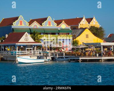 Front de mer à Kralendijk, Bonaire, ABC-Islands Banque D'Images