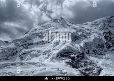 Vue spectaculaire de haute altitude des Andes d'Amérique du sud au Pérou, l'Ausangate Banque D'Images