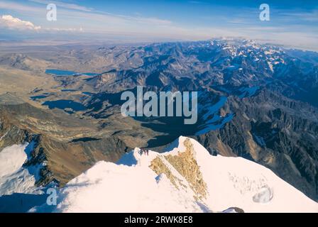 Magnifique vue depuis le haut de la montagne Huayna Potosi en Bolivie Banque D'Images