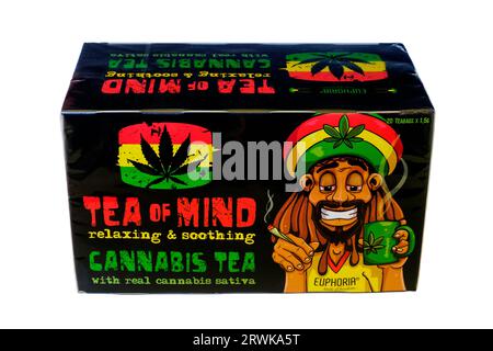 boîte euphoria tea of mind saveur cannabis teabags sur fond blanc Banque D'Images