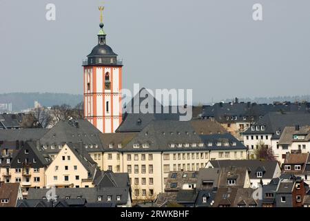 La vieille ville de Siegen avec la Nikolaikirche et la mairie Banque D'Images