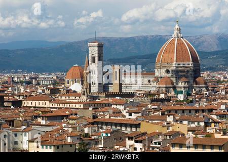 Cathédrale de Florence avec son dôme de Brunelleschi Banque D'Images