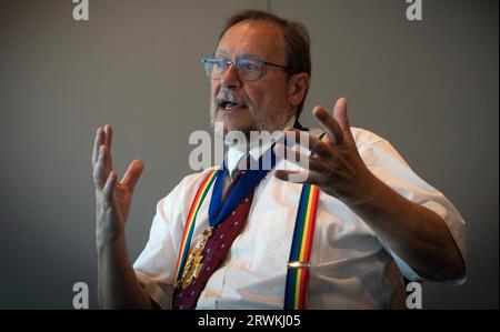 Le président nouvellement élu du conseil de la British Medical Association, le professeur Philip Banfield, photographié lors de leur réunion annuelle de représentants à Liverpool. Professeur Banfield est obstétricien, éducateur et universitaire basé dans le nord du pays de Galles. Il est actuellement président du Comité des consultants gallois de la BMA, président sortant du Conseil gallois de la BMA et siège au Conseil britannique depuis 2012. Il vit au pays de Galles, est marié à un médecin généraliste et a un fils qui est également médecin généraliste. Banque D'Images