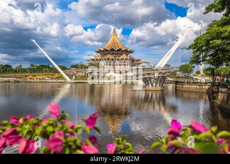 New Sarawak State Legislative Assembly Building à Kuching, Sarawak, Bornéo, Malaisie. Banque D'Images