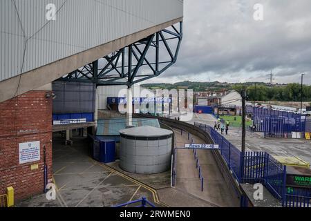 Sheffield, Royaume-Uni. 19 septembre 2023. Vue générale de l'arrière de North Stand, Owls Megastore, parking des joueurs pendant le Sheffield Wednesday FC v Middlesbrough FC EFL Sky Bet Championship Match au Hillsborough Stadium, Sheffield, Royaume-Uni le 19 septembre 2023 Credit : Every second Media/Alamy Live News Banque D'Images