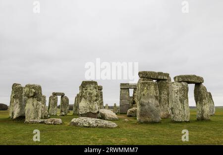 Stonehenge, la plaine de Salisbury, Wiltshire, Angleterre Banque D'Images