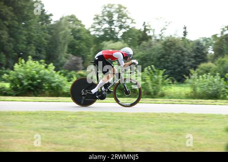 Emmen, pays-Bas. 20 septembre 2023. La Suisse Marlen Reusser photographiée en action lors du contre-la-montre individuel féminin élite aux Championnats d'Europe sur route de l'UEC, une piste de 29 5 km à Emmen, aux pays-Bas, mercredi 20 septembre 2023. Les championnats d'Europe de cyclisme se déroulent du 20 au 24 septembre. BELGA PHOTO DAVID PINTENS crédit : Belga News Agency/Alamy Live News Banque D'Images
