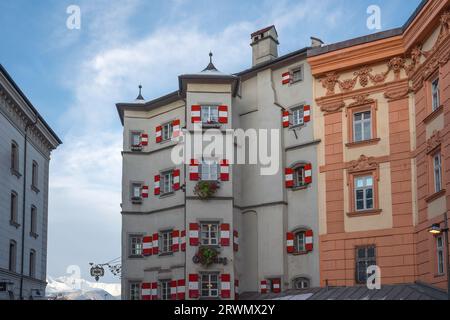 Bâtiment Ottoburg dans la vieille ville d'Innsbruck - Innsbruck, Autriche Banque D'Images