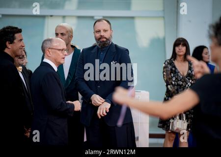 VENISE, ITALIE - SEPTEMBRE 09 : Yorgos Lanthimos assiste à un tapis rouge avant la cérémonie de clôture du 80e Festival International du film de Venise sur S. Banque D'Images