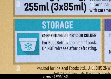 Instructions de stockage sur boîte de glaces Iceland Majestics Billionaires White Chocolate Sticks Banque D'Images