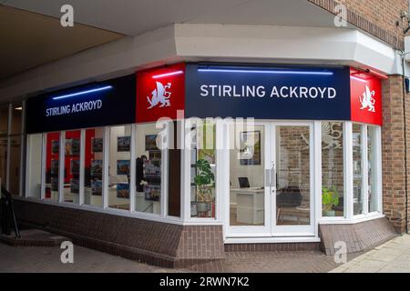 Windsor, Berkshire, Royaume-Uni. 20 septembre 2023. Agent immobilier à Windsor, Berkshire. Les taux d'intérêt hypothécaires devraient augmenter de 25 % encore demain. Crédit : Maureen McLean/Alamy Banque D'Images