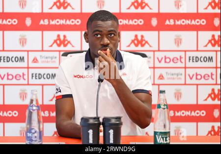 La Turbie, Frankreich. 20 septembre 2023. La Turbie, France - 20 septembre 2023 : Conférence de presse avant le match AS Monaco vs OGC Nice avec le milieu de terrain français Youssouf Fofana. Fussball, football, L1, Ligue 1. Mandoga Media Allemagne crédit : dpa/Alamy Live News Banque D'Images